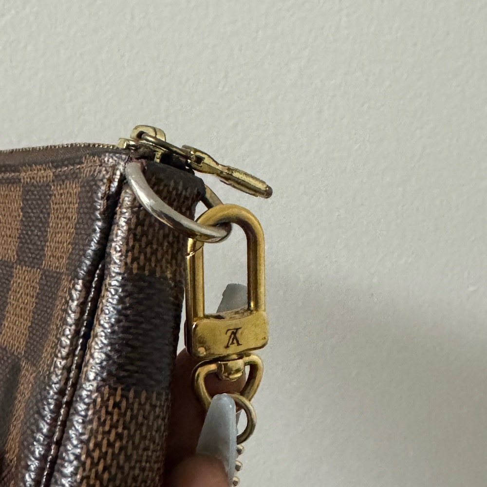 Authentic Louis Vuitton Damier Ebene Mini Pochette - Picture 8 of 10